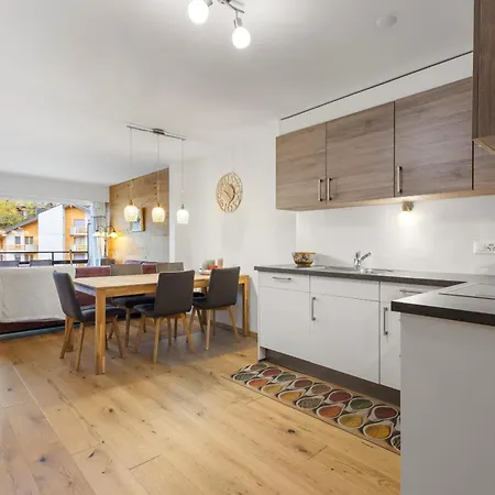 Les Platanes F1 - 6 Pers - Centre Apartment Nendaz