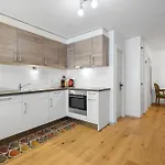 Les Platanes F1 - 6 Pers - Centre 南达