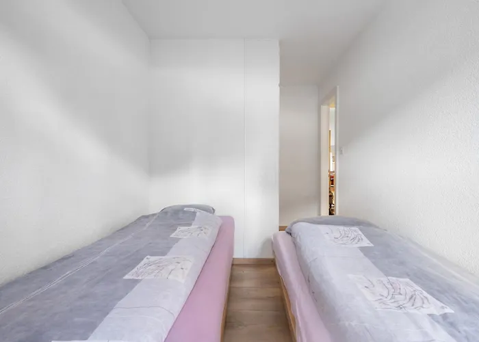Les Platanes F1 - 6 Pers - Centre * ננדה